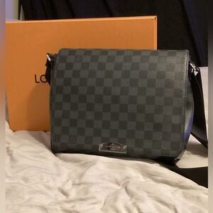 Louis Vuitton District PM Messenger Bag